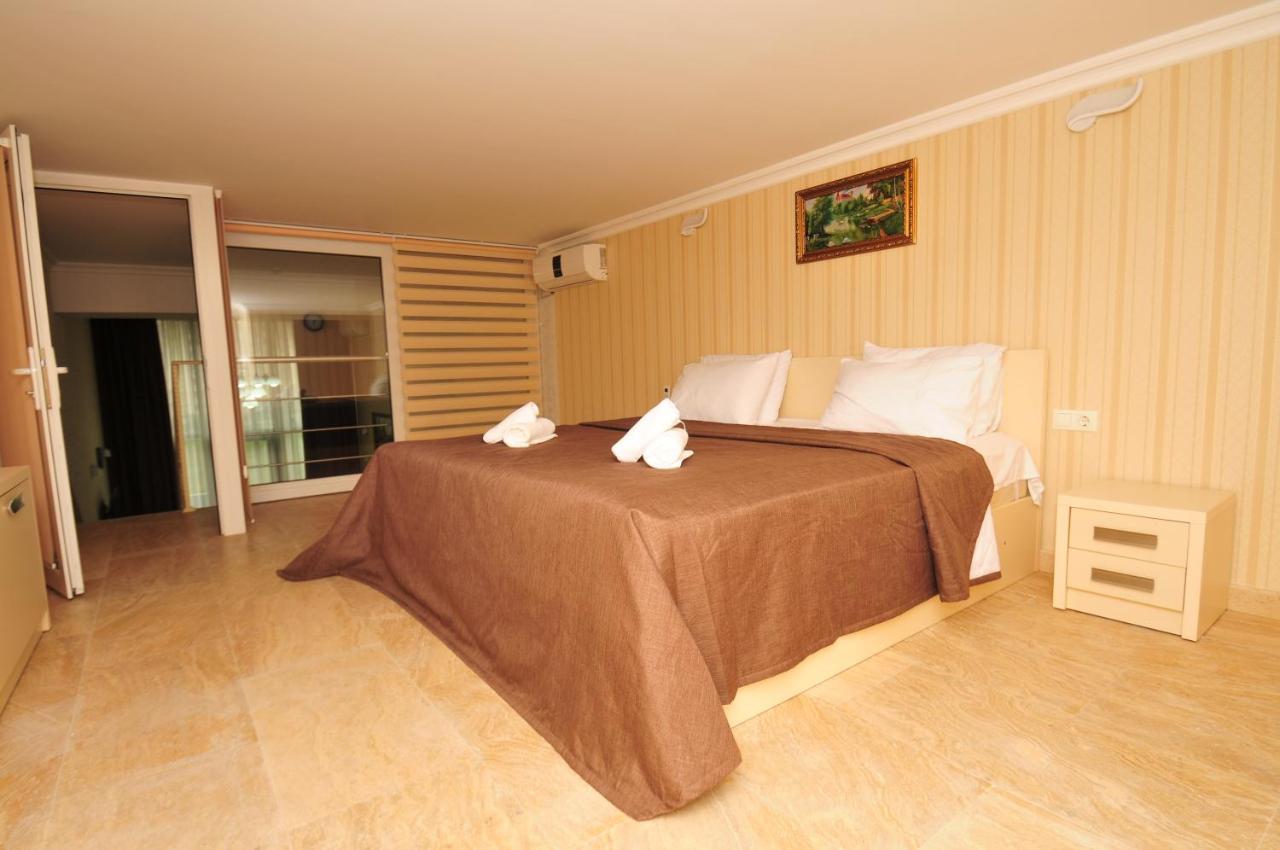 Orbi Apart Hotel In Front Of Aquapark Batumi Bagian luar foto