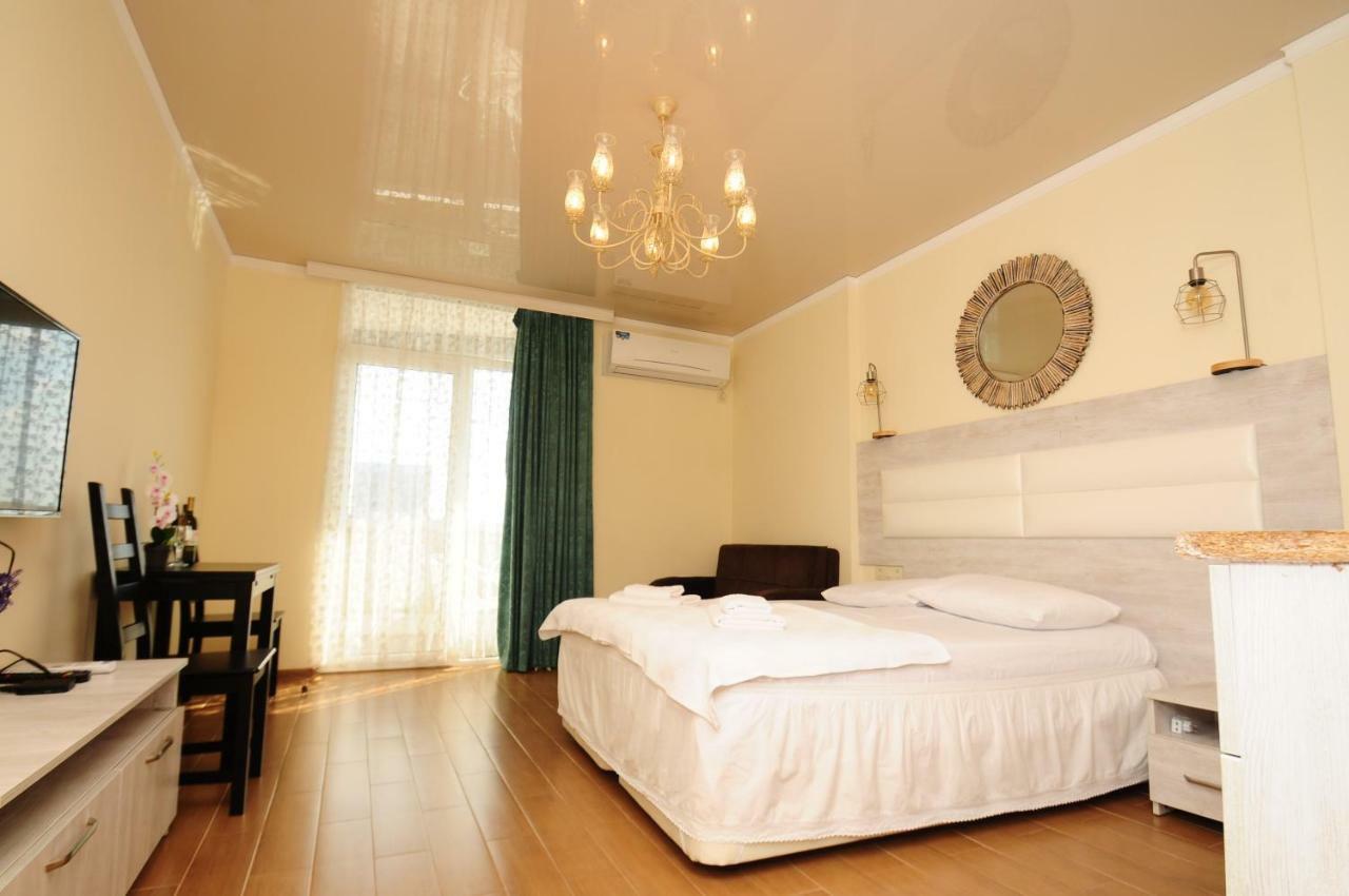 Orbi Apart Hotel In Front Of Aquapark Batumi Bagian luar foto